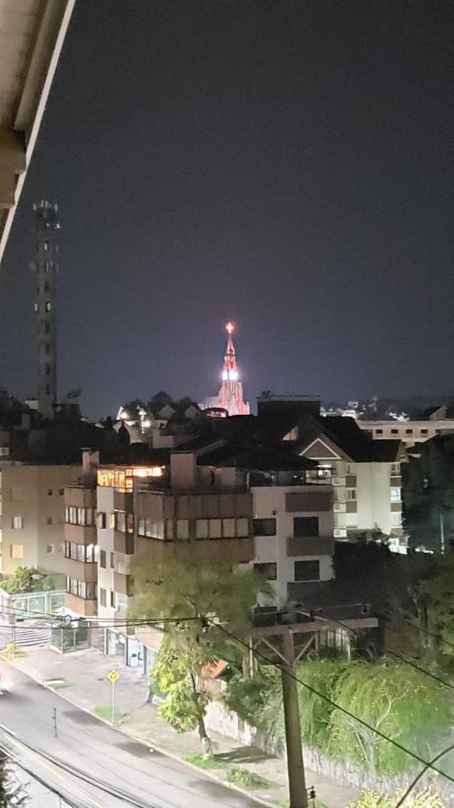Excelente Apartamento Duplex No Centro De Canela Apartman Kültér fotó